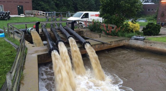 Eekels supplies disaster-response pumps in Boskoop