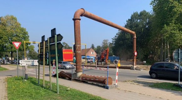 Sewage bypass with pipe bridge for expansion of wastewater treatment plant in Westerlo